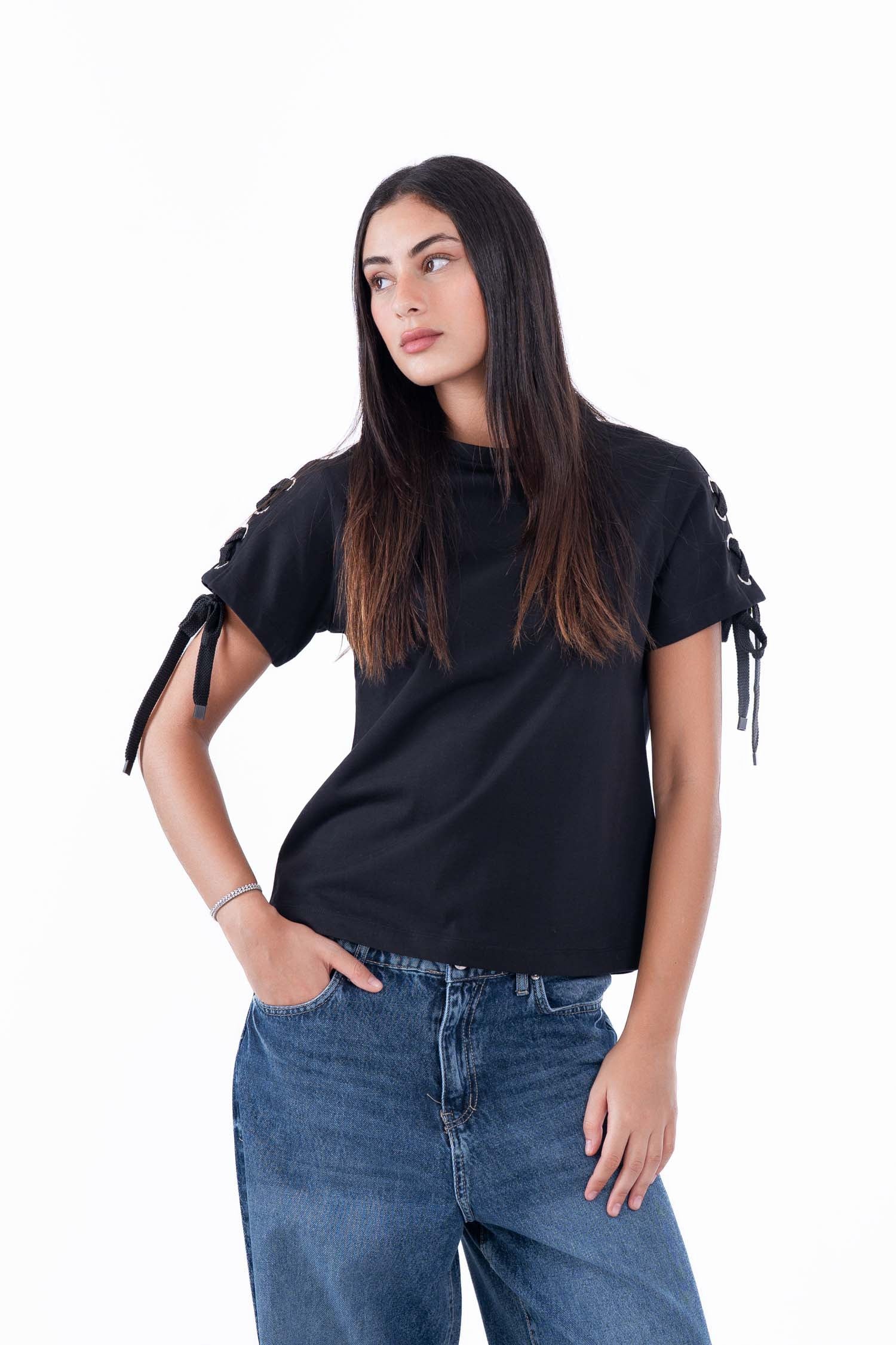 Virmo Short Sleeved T-shirt