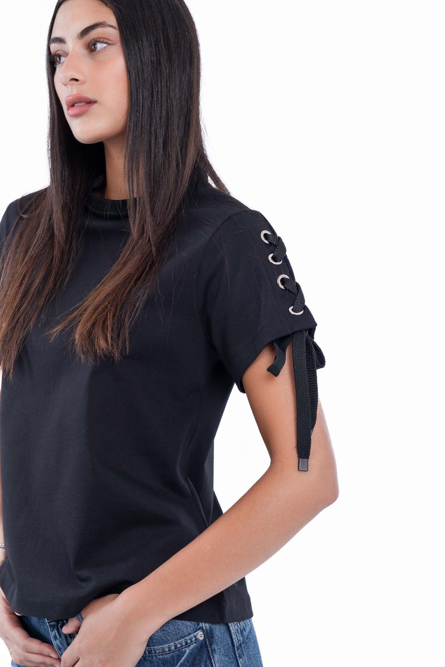 Virmo Short Sleeved T-shirt